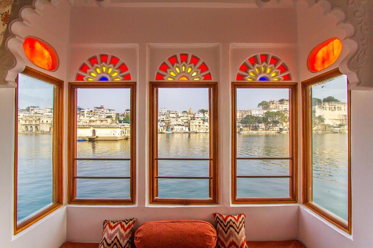 Hotel Amet Haveli - A Heritage 4*