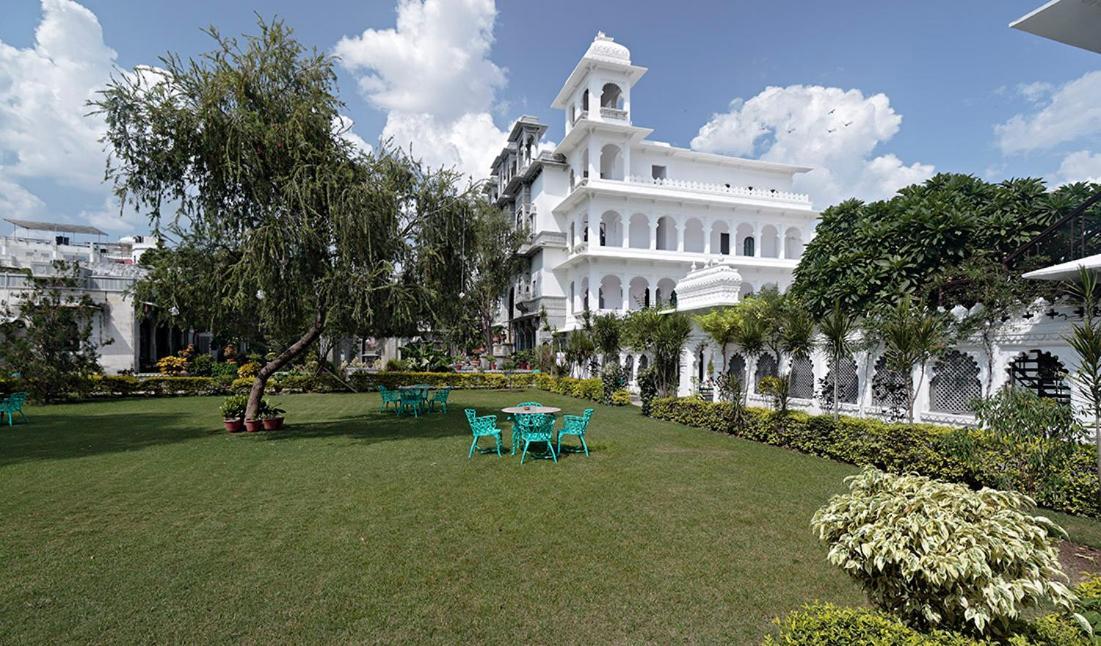 Hotel Amet Haveli - A Heritage 4*